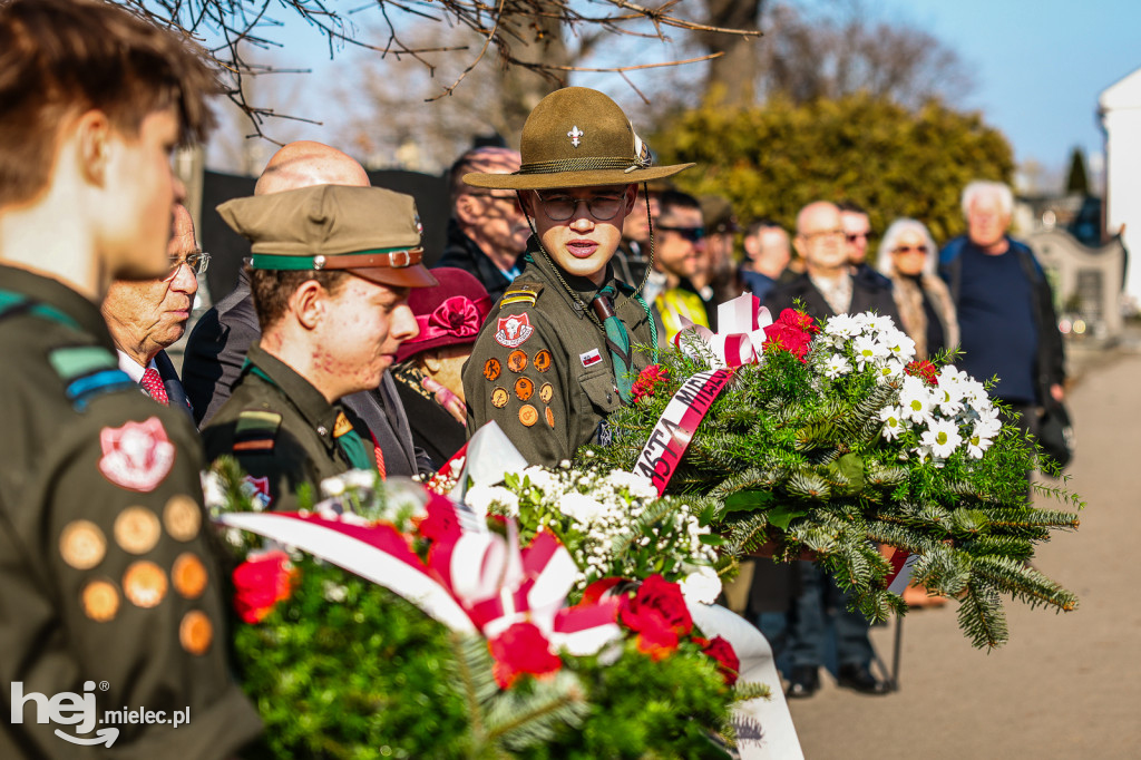 ODZNACZENIE MOGIŁY ŚP. KPT. JERZEGO DĘBICKIEGO