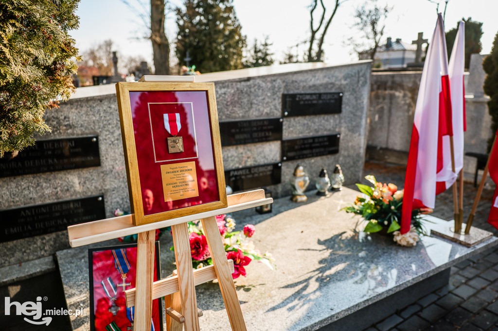 ODZNACZENIE MOGIŁY ŚP. KPT. JERZEGO DĘBICKIEGO