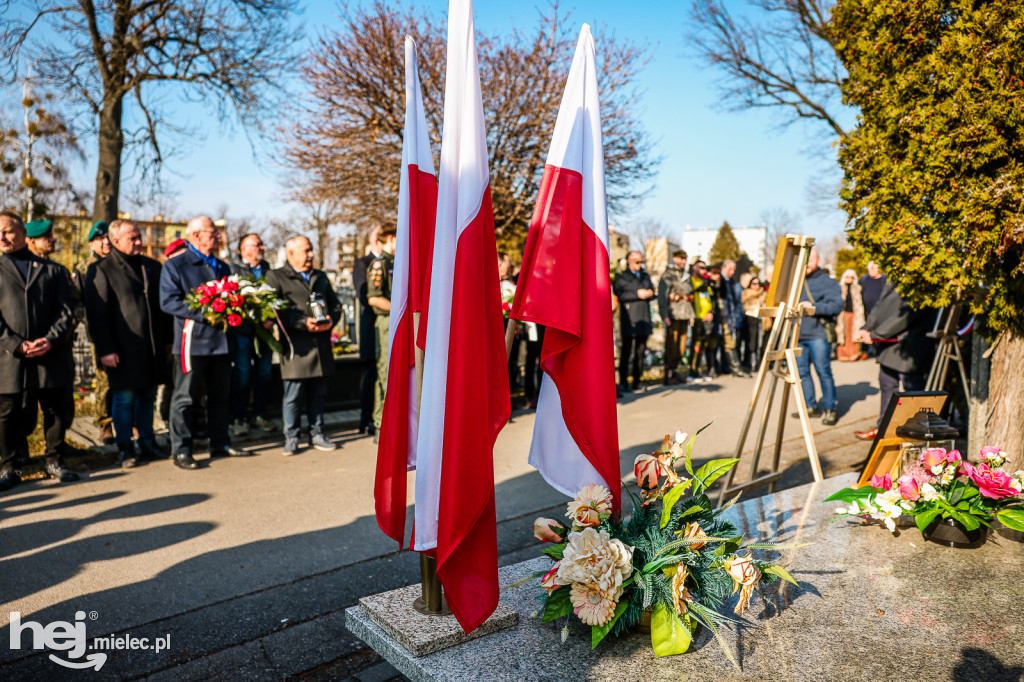 ODZNACZENIE MOGIŁY ŚP. KPT. JERZEGO DĘBICKIEGO