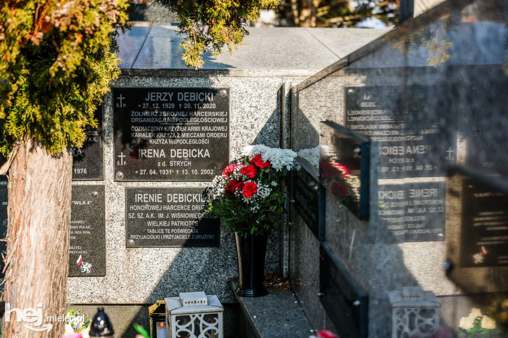 ODZNACZENIE MOGIŁY ŚP. KPT. JERZEGO DĘBICKIEGO