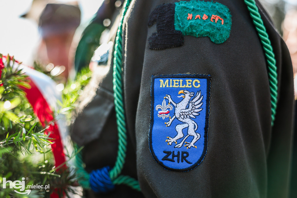 ODZNACZENIE MOGIŁY ŚP. KPT. JERZEGO DĘBICKIEGO