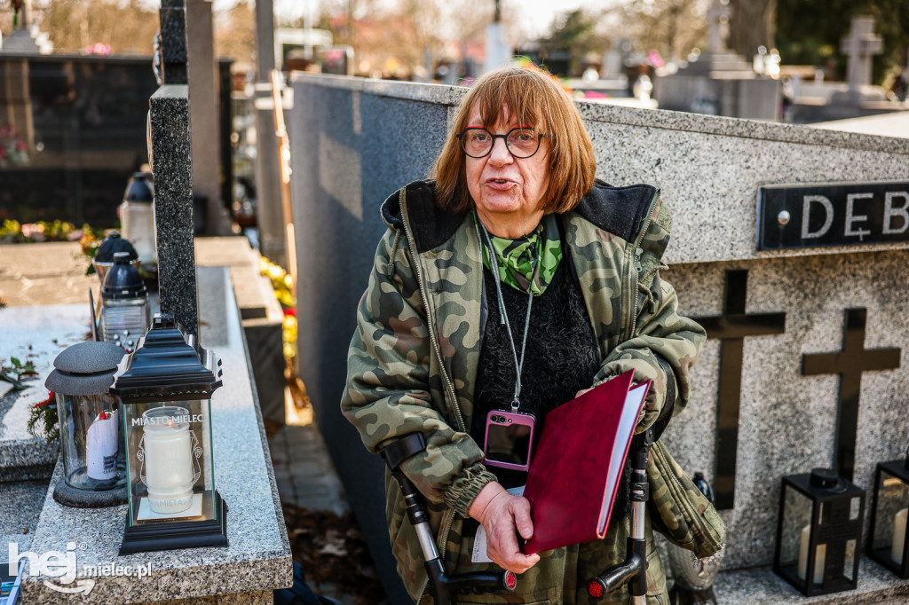 ODZNACZENIE MOGIŁY ŚP. KPT. JERZEGO DĘBICKIEGO