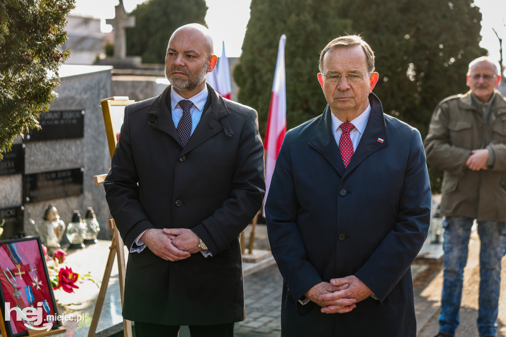 ODZNACZENIE MOGIŁY ŚP. KPT. JERZEGO DĘBICKIEGO