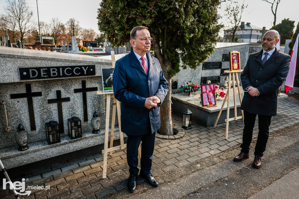 ODZNACZENIE MOGIŁY ŚP. KPT. JERZEGO DĘBICKIEGO