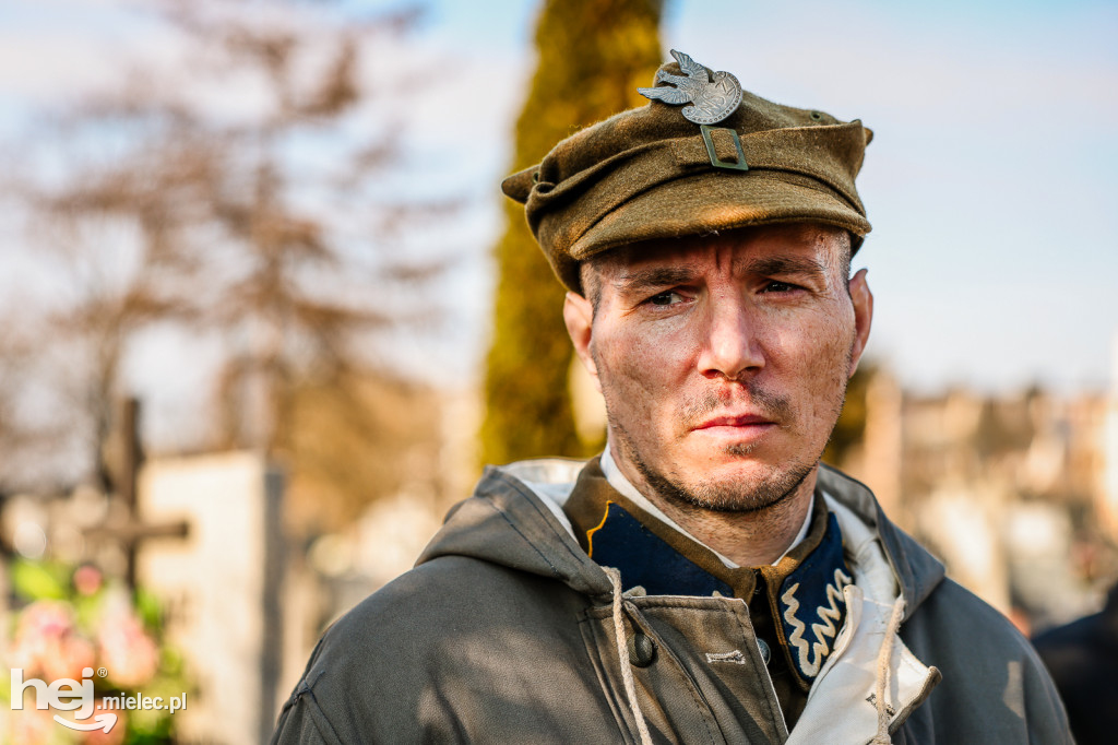 ODZNACZENIE MOGIŁY ŚP. KPT. JERZEGO DĘBICKIEGO