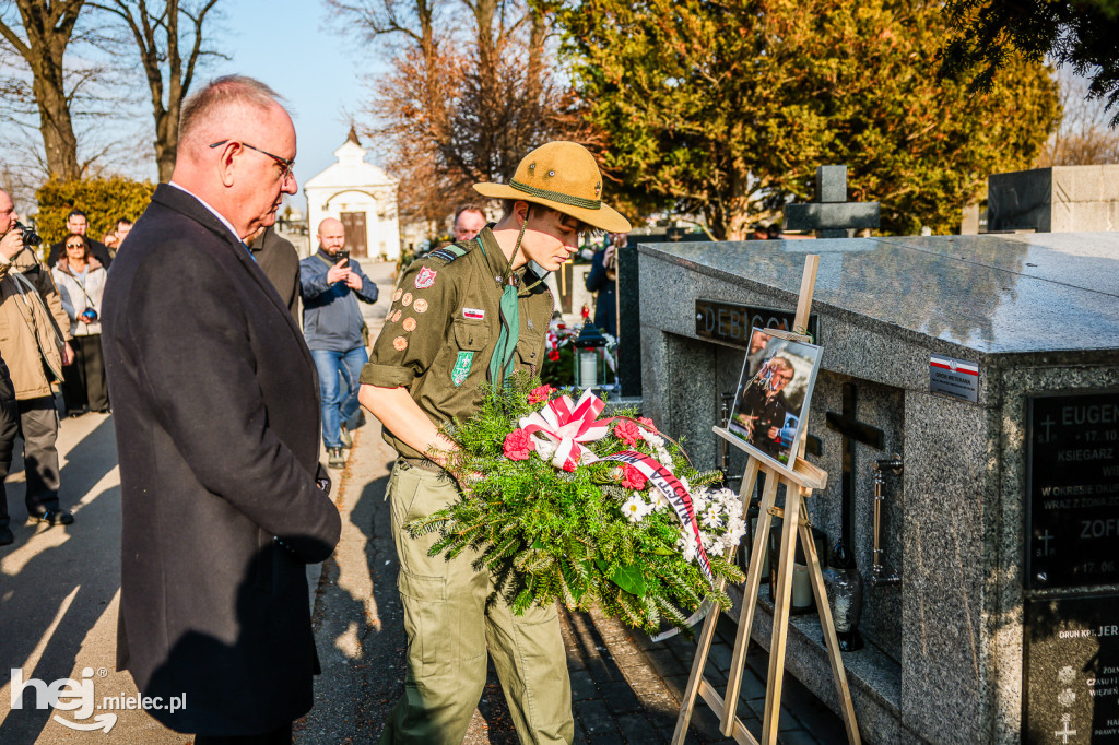 ODZNACZENIE MOGIŁY ŚP. KPT. JERZEGO DĘBICKIEGO