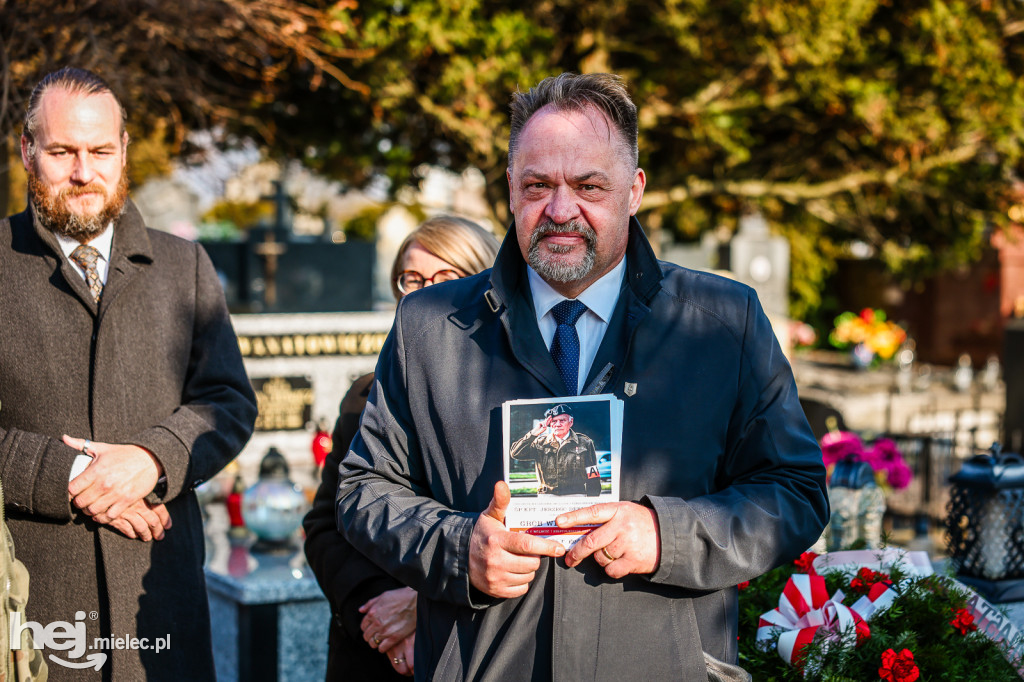 ODZNACZENIE MOGIŁY ŚP. KPT. JERZEGO DĘBICKIEGO