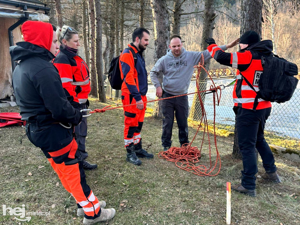 Ekstremalne ćwiczenia ratowników w Terce
