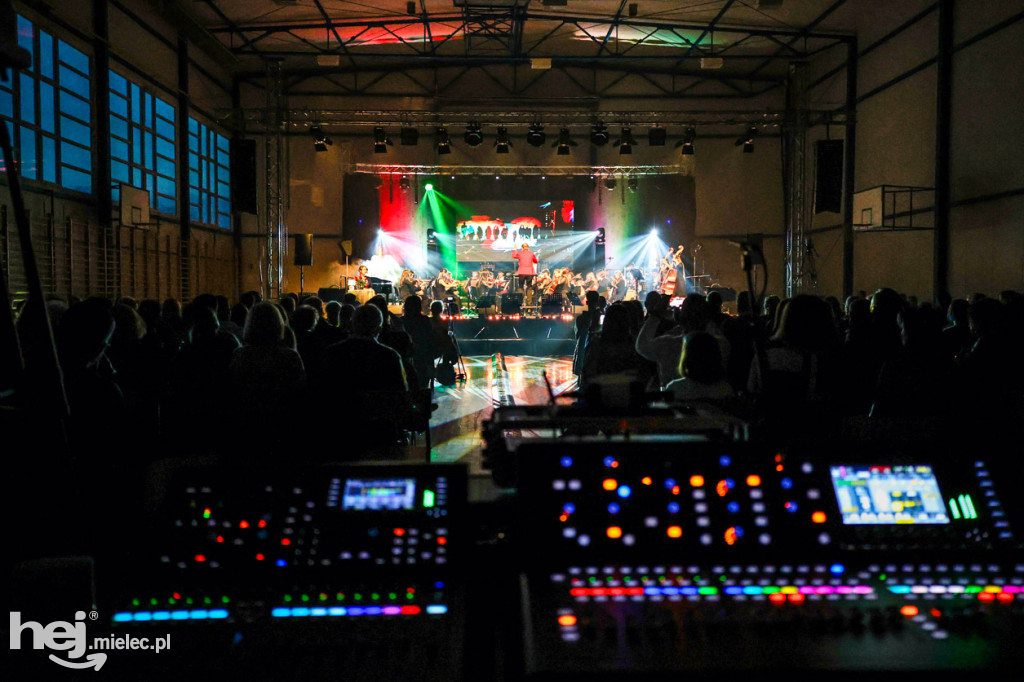 Święto Kobiet w Czerminie. Koncert