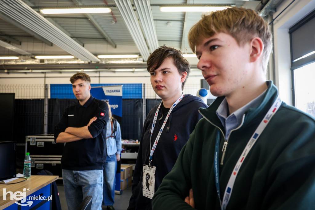 III Ogólnopolski Konkurs Robotyki Przemysłowej