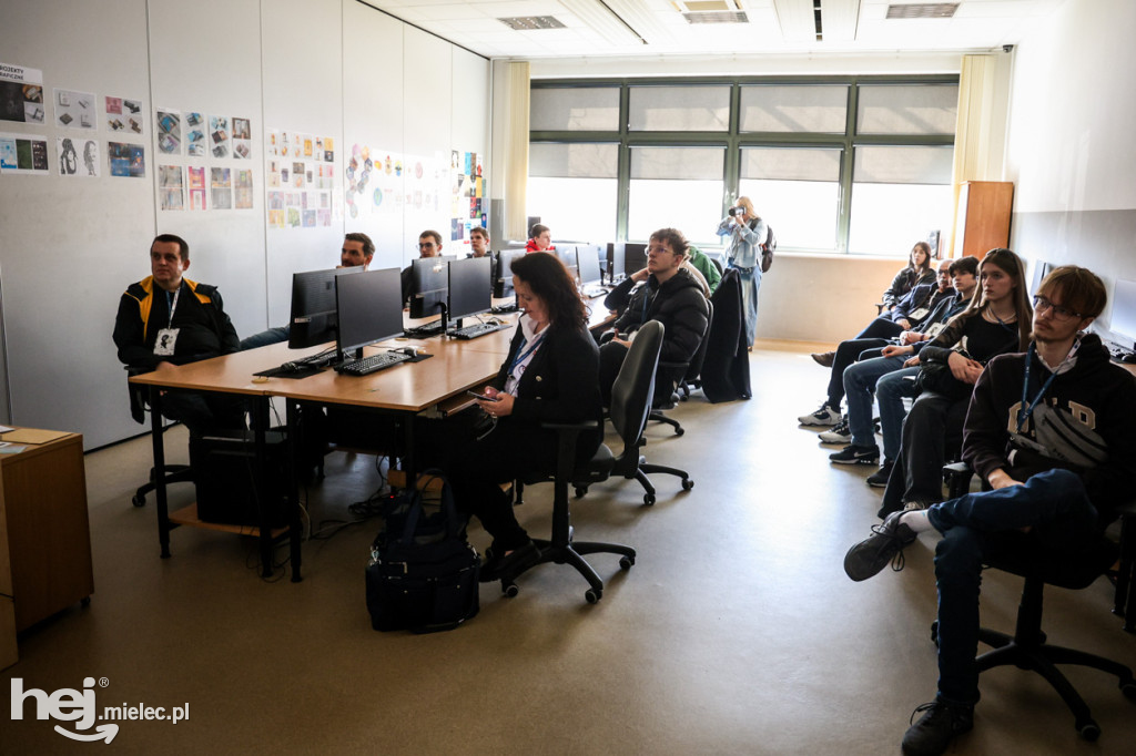 III Ogólnopolski Konkurs Robotyki Przemysłowej