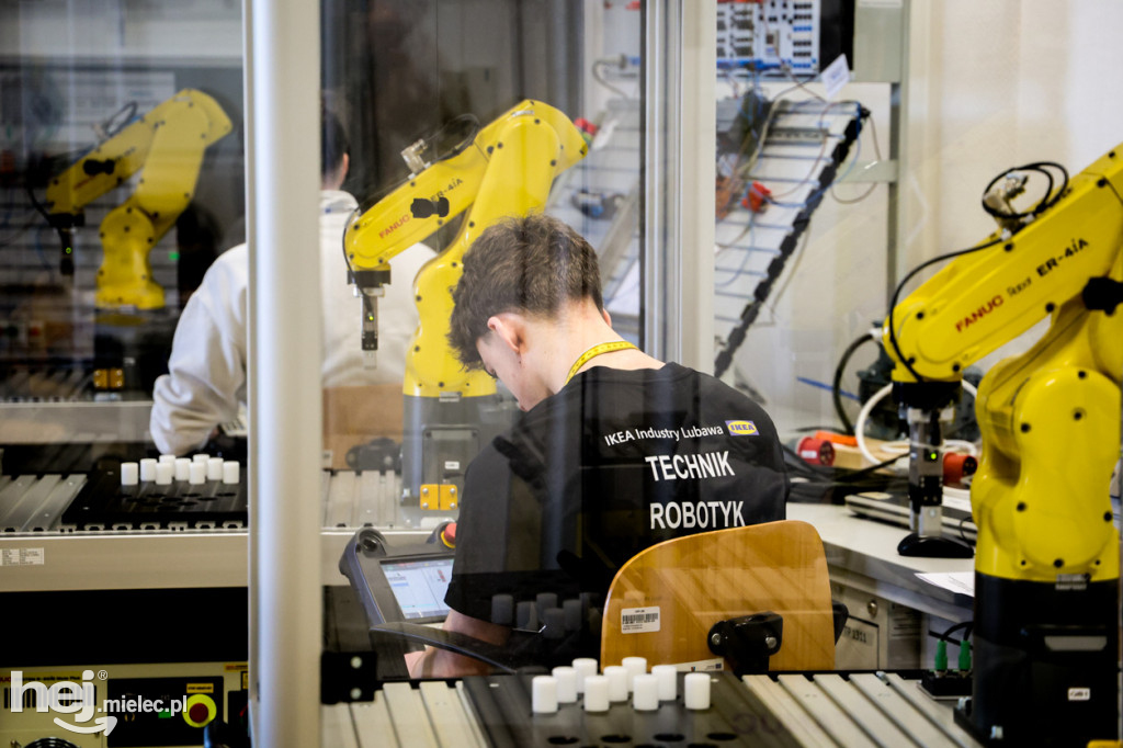 III Ogólnopolski Konkurs Robotyki Przemysłowej