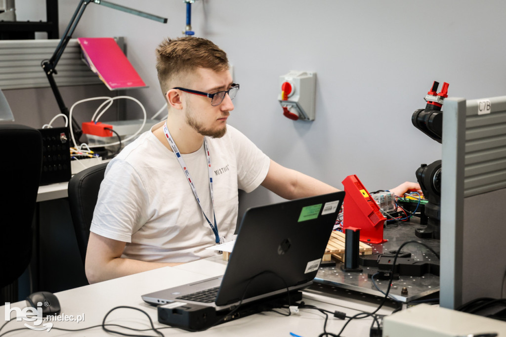 III Ogólnopolski Konkurs Robotyki Przemysłowej