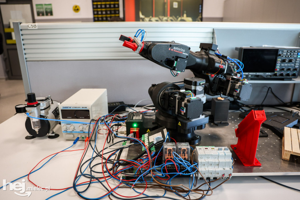 III Ogólnopolski Konkurs Robotyki Przemysłowej