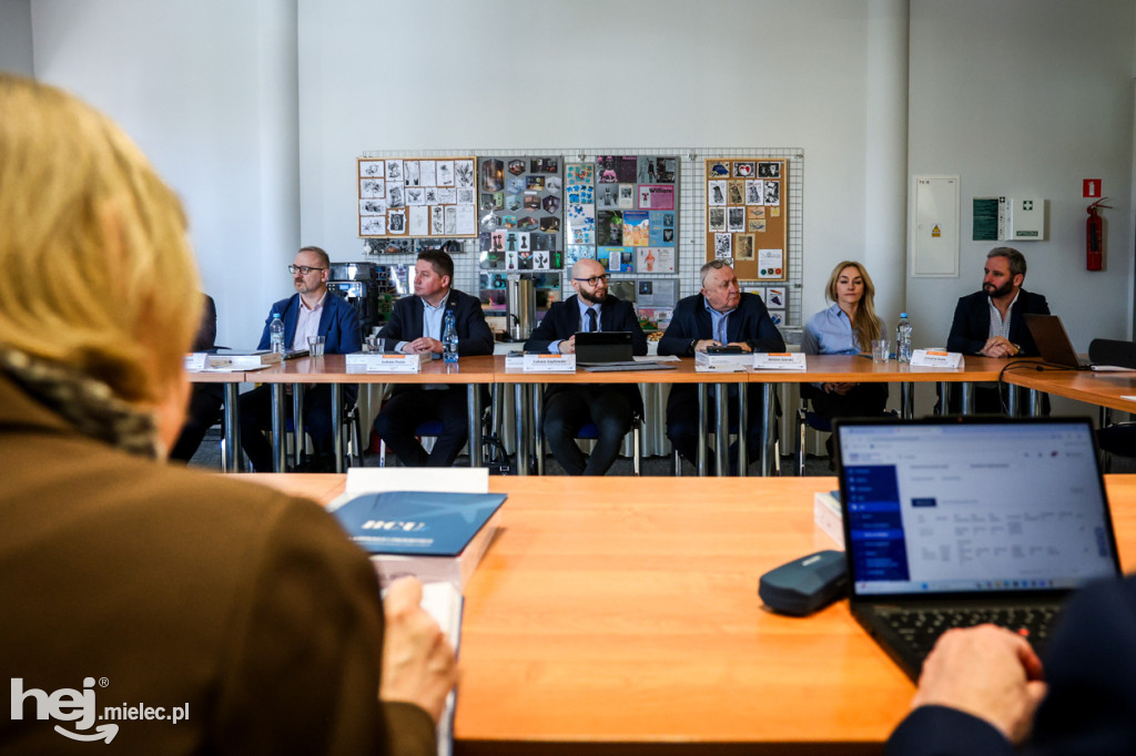 Rada Kompetencji Lotniczych obradowała w Mielcu