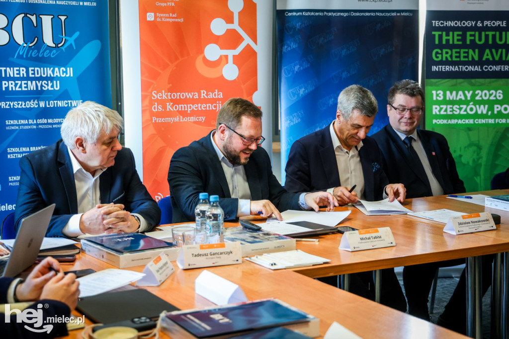 Rada Kompetencji Lotniczych obradowała w Mielcu