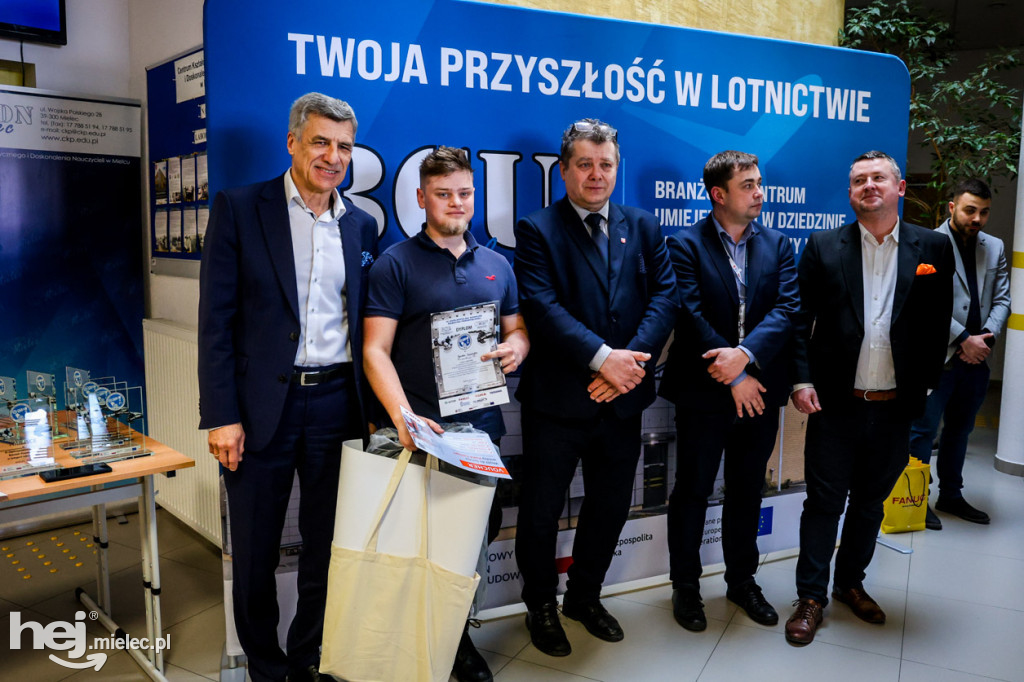 Finał III Konkursu Robotyki Przemysłowej