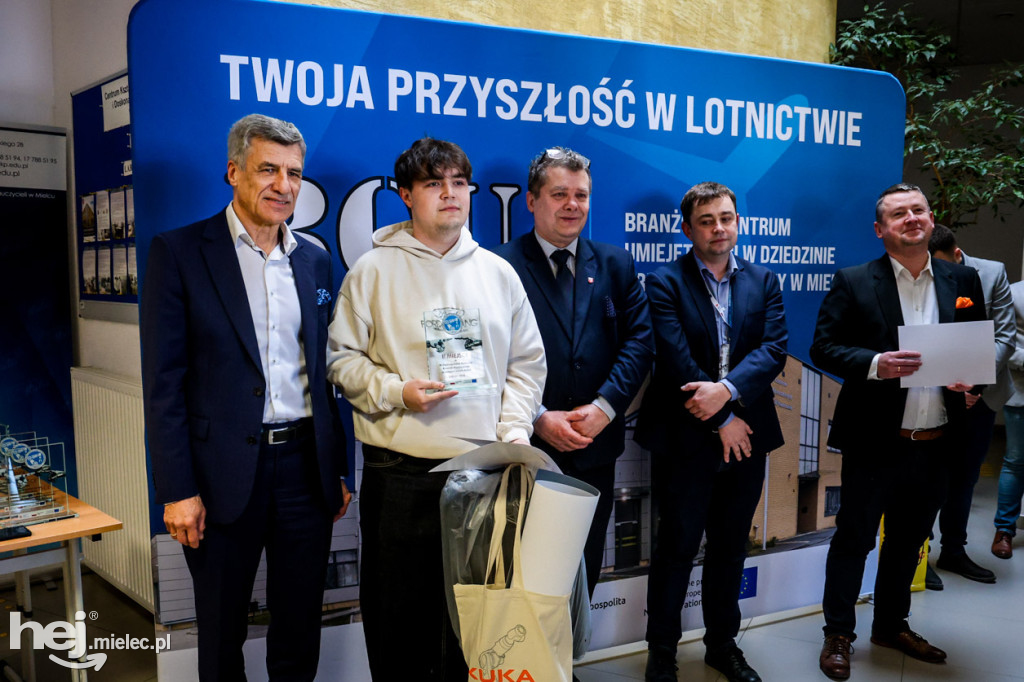 Finał III Konkursu Robotyki Przemysłowej