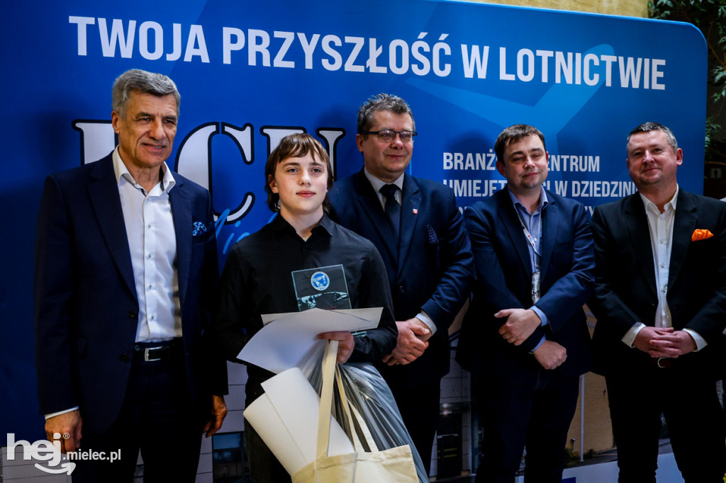 Finał III Konkursu Robotyki Przemysłowej