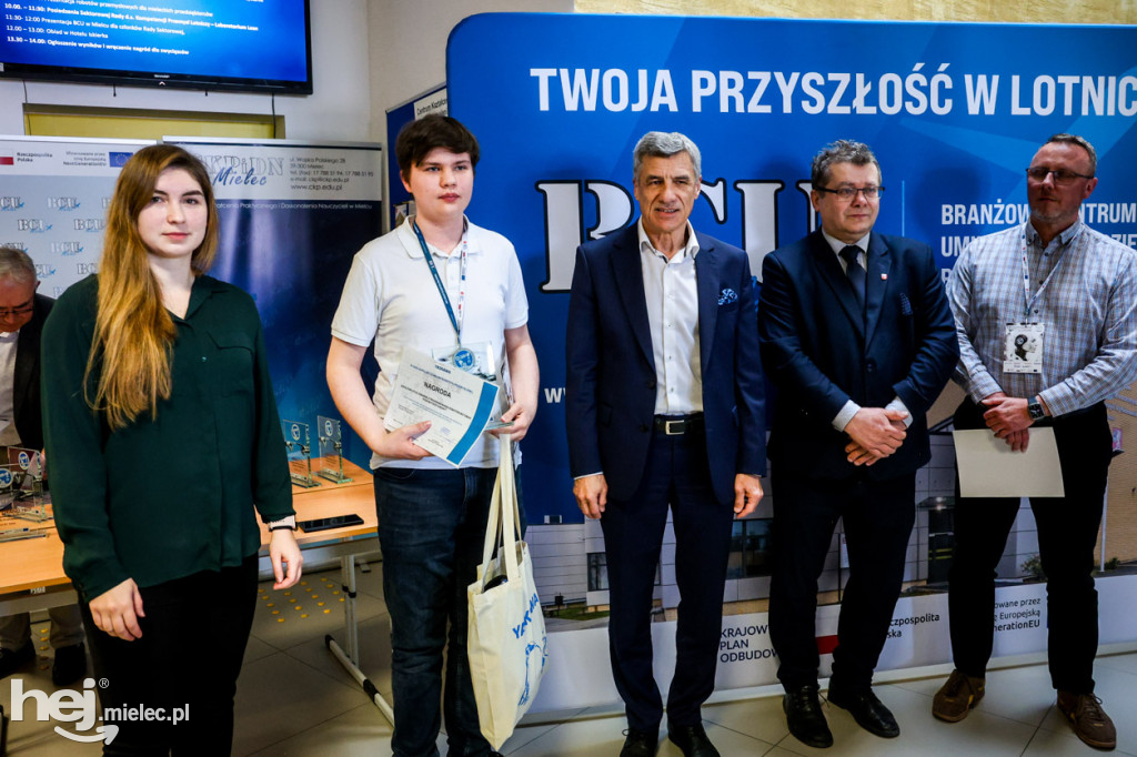 Finał III Konkursu Robotyki Przemysłowej