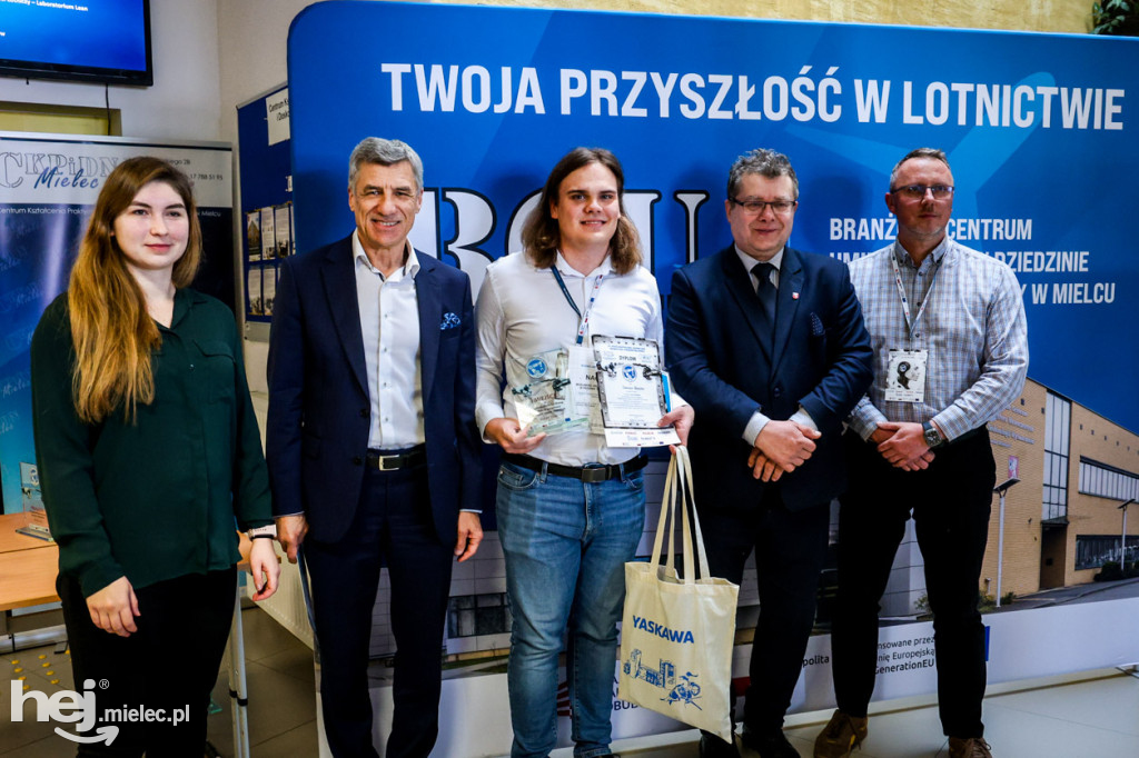 Finał III Konkursu Robotyki Przemysłowej