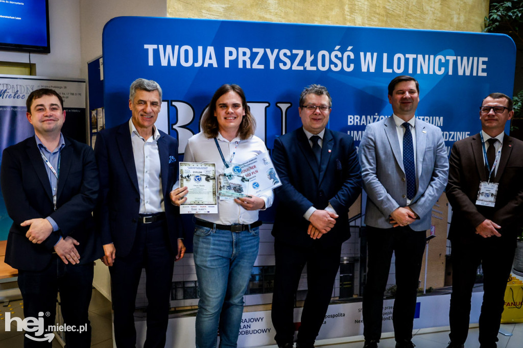 Finał III Konkursu Robotyki Przemysłowej