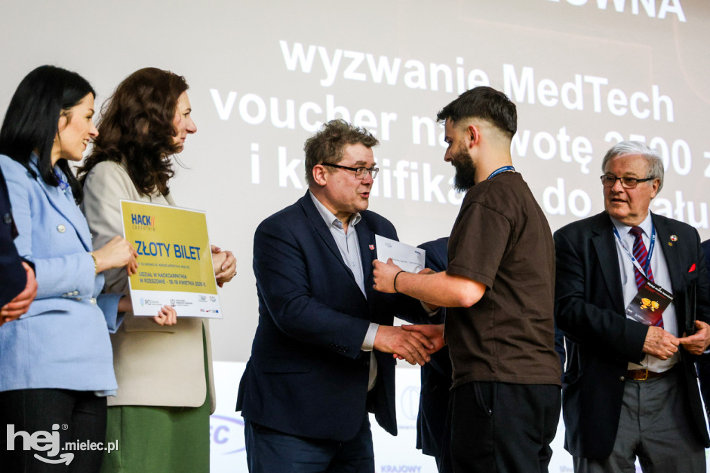 Eliminacje powiatowe do hackhathonu HackCarpathia