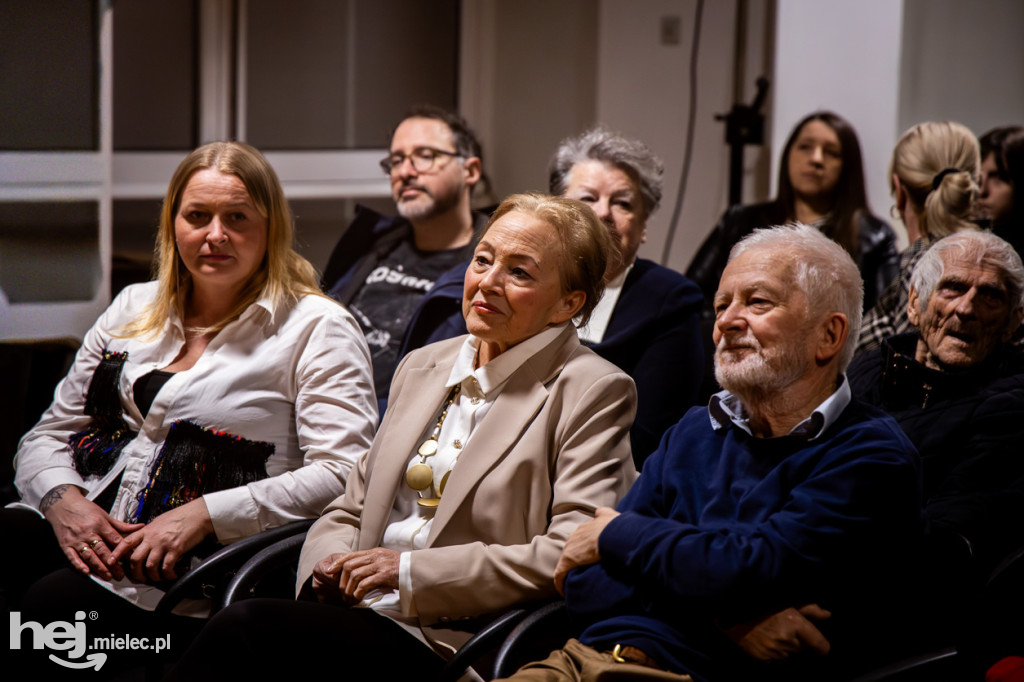 Premiera spektaklu Brokenhill grupy Antrakt