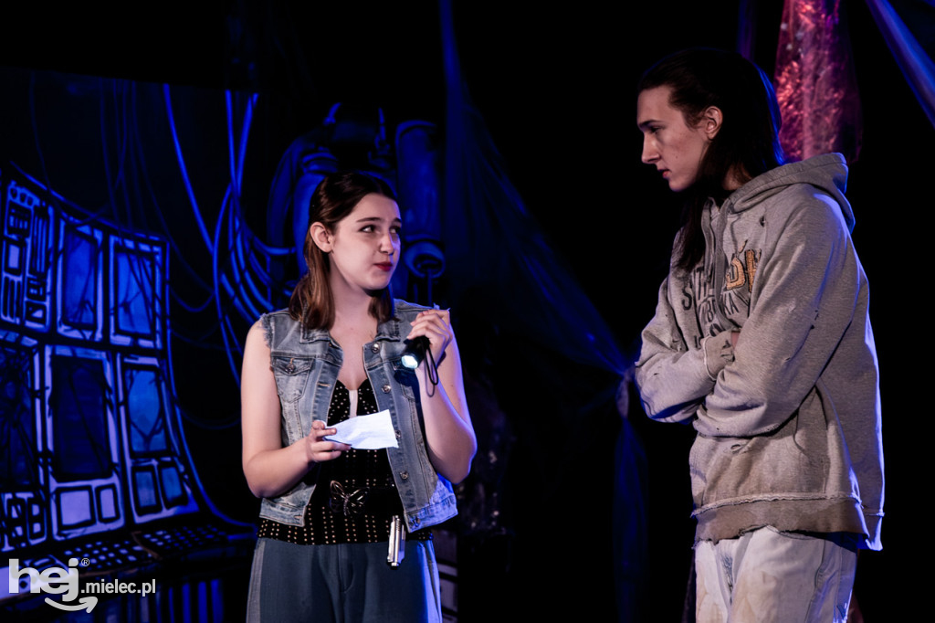 Premiera spektaklu Brokenhill grupy Antrakt