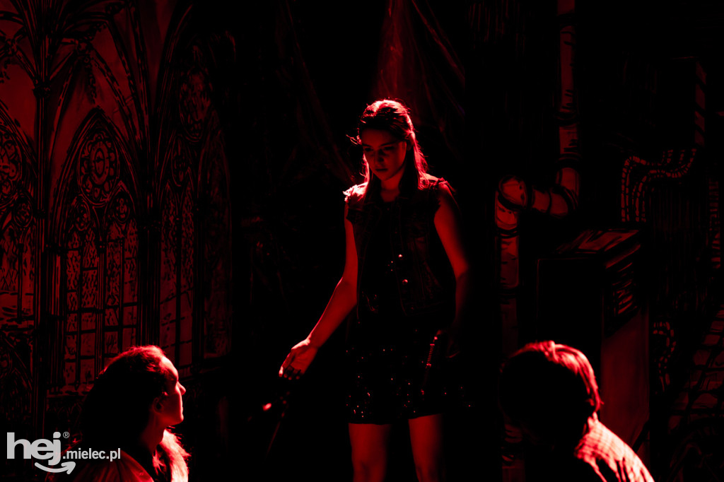 Premiera spektaklu Brokenhill grupy Antrakt