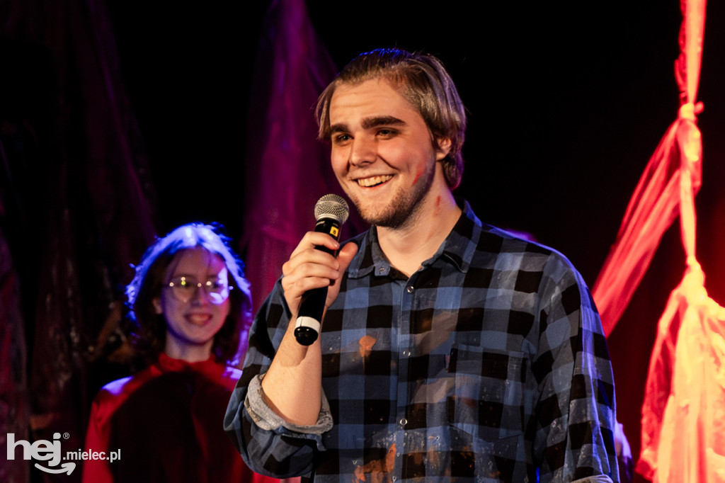 Premiera spektaklu Brokenhill grupy Antrakt