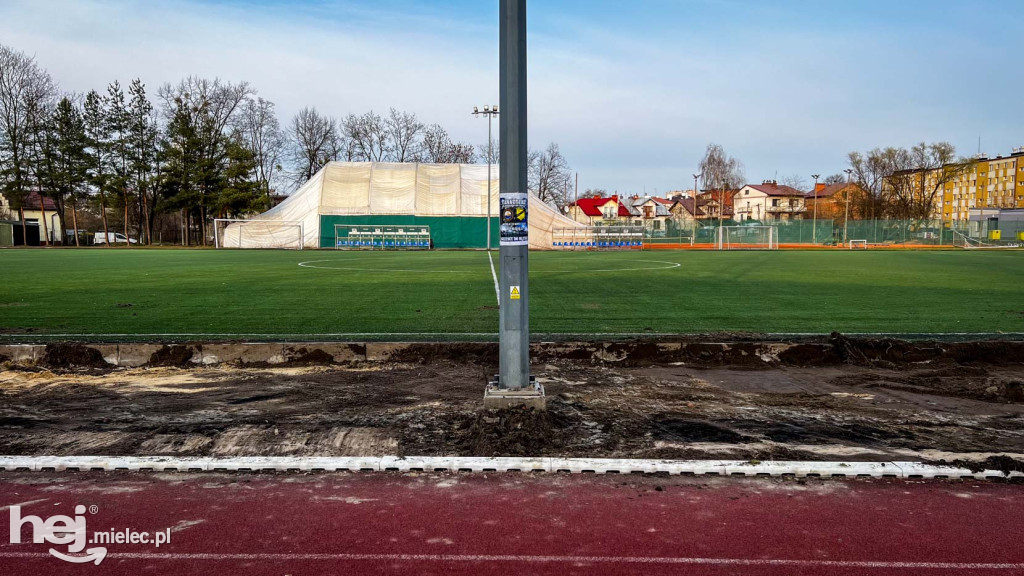 Rusza remont boiska Gryf Mielec