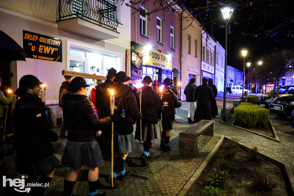 Drogi krzyżowe na mieleckich osiedlach