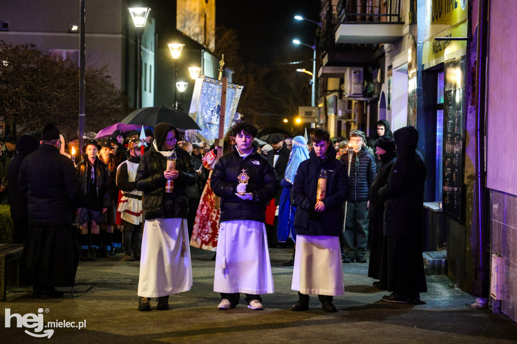 Drogi krzyżowe na mieleckich osiedlach