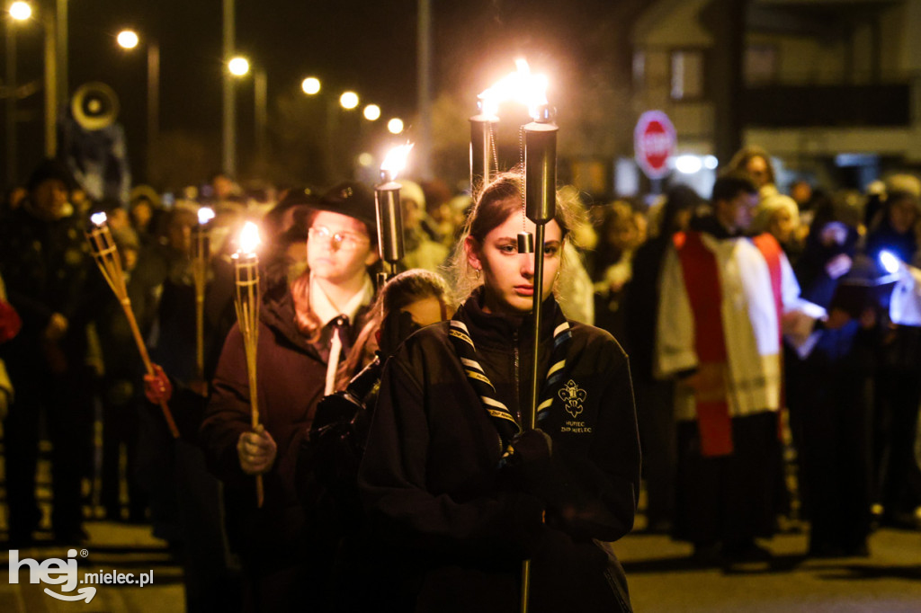 Drogi krzyżowe na mieleckich osiedlach