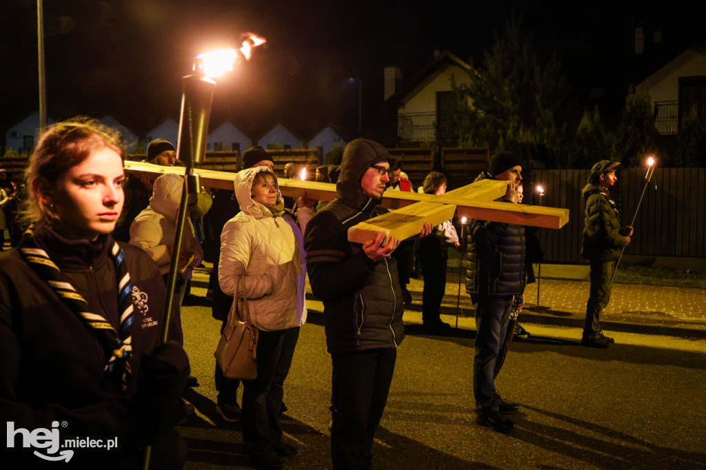Drogi krzyżowe na mieleckich osiedlach