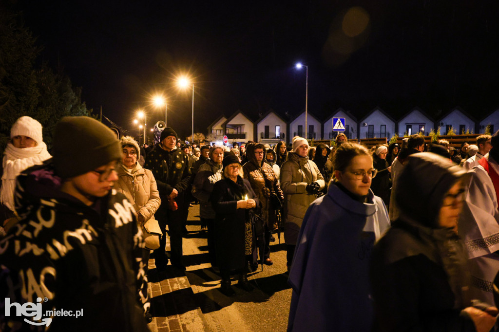 Drogi krzyżowe na mieleckich osiedlach