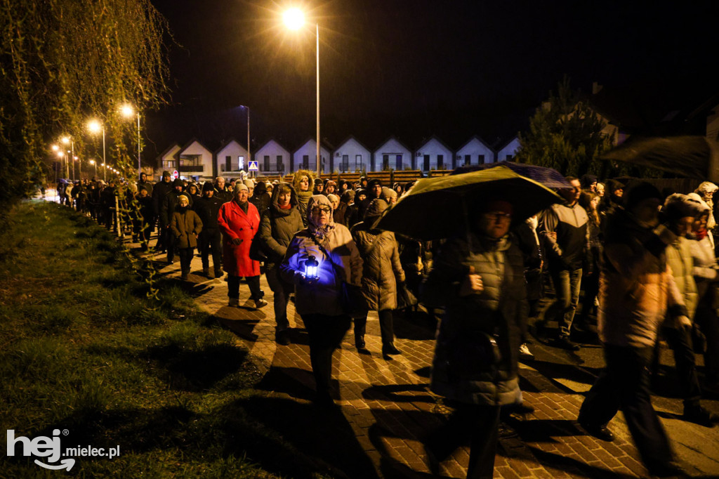 Drogi krzyżowe na mieleckich osiedlach