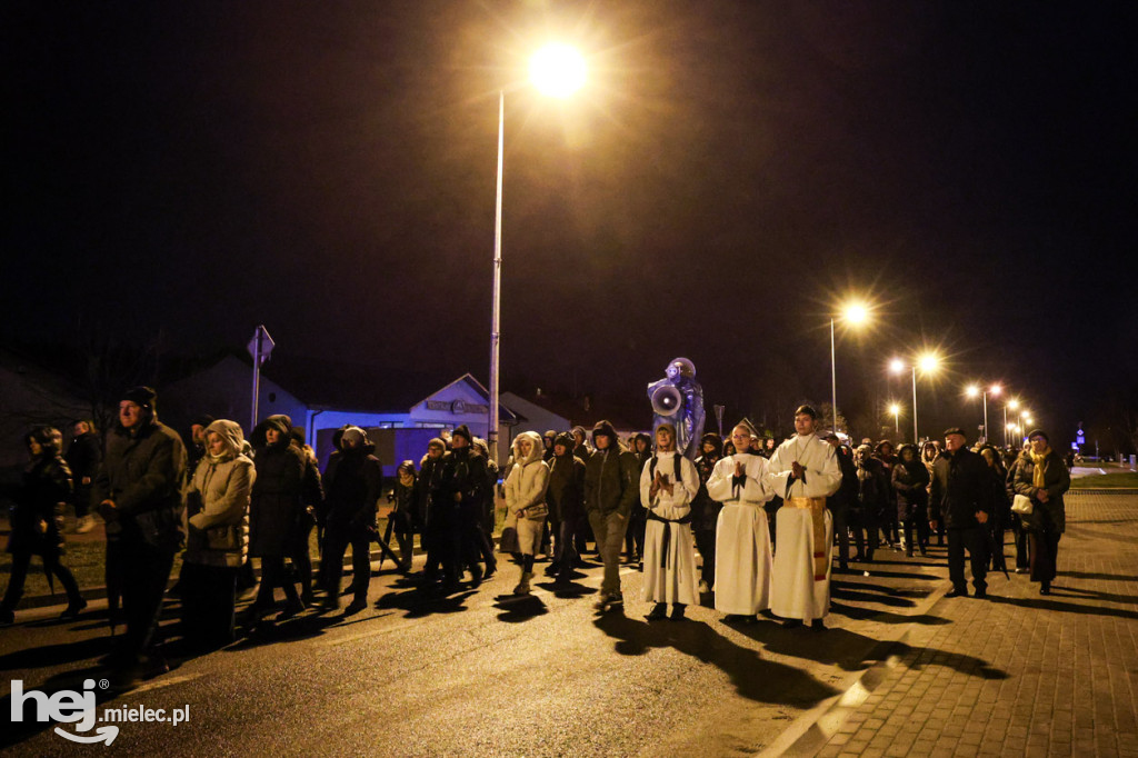 Drogi krzyżowe na mieleckich osiedlach