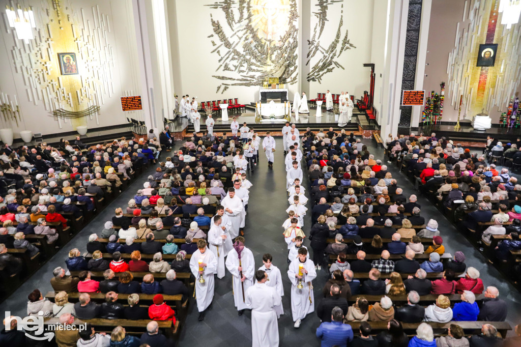 Wielki Czwartek w parafii Ducha Świętego w Mielcu