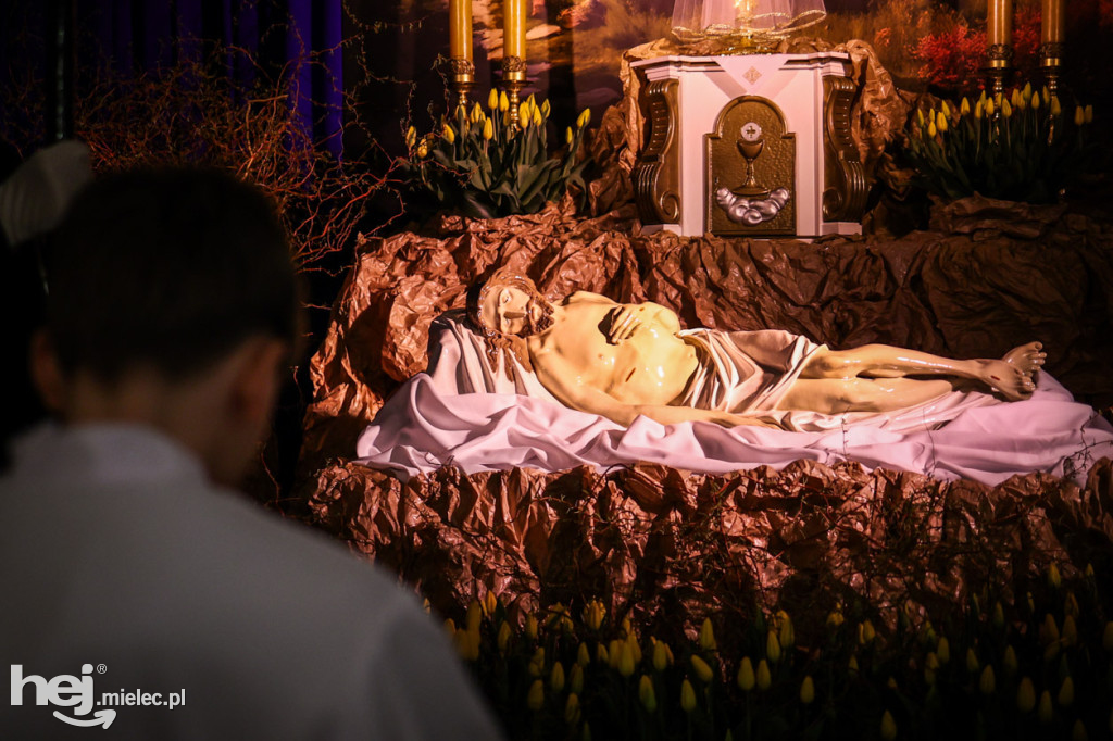 Wielki Piątek w mieleckich świątyniach