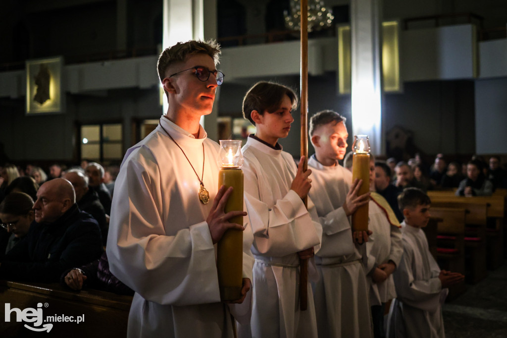 Wielki Piątek w mieleckich świątyniach