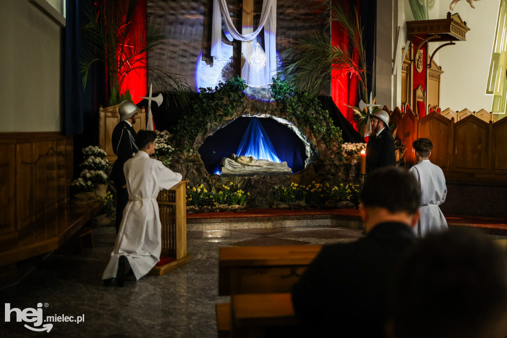 Wielki Piątek w mieleckich świątyniach