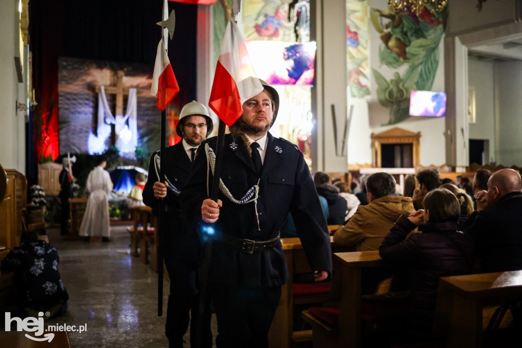 Wielki Piątek w mieleckich świątyniach