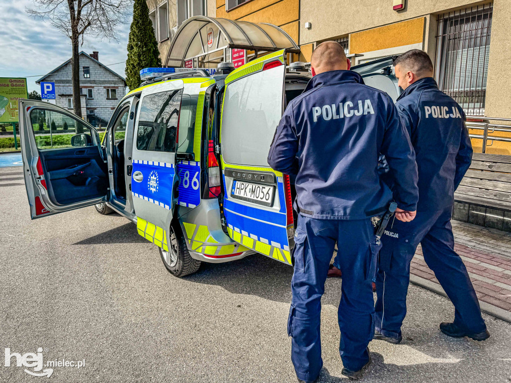 Nowy radiowóz dla policjantów z Wadowic