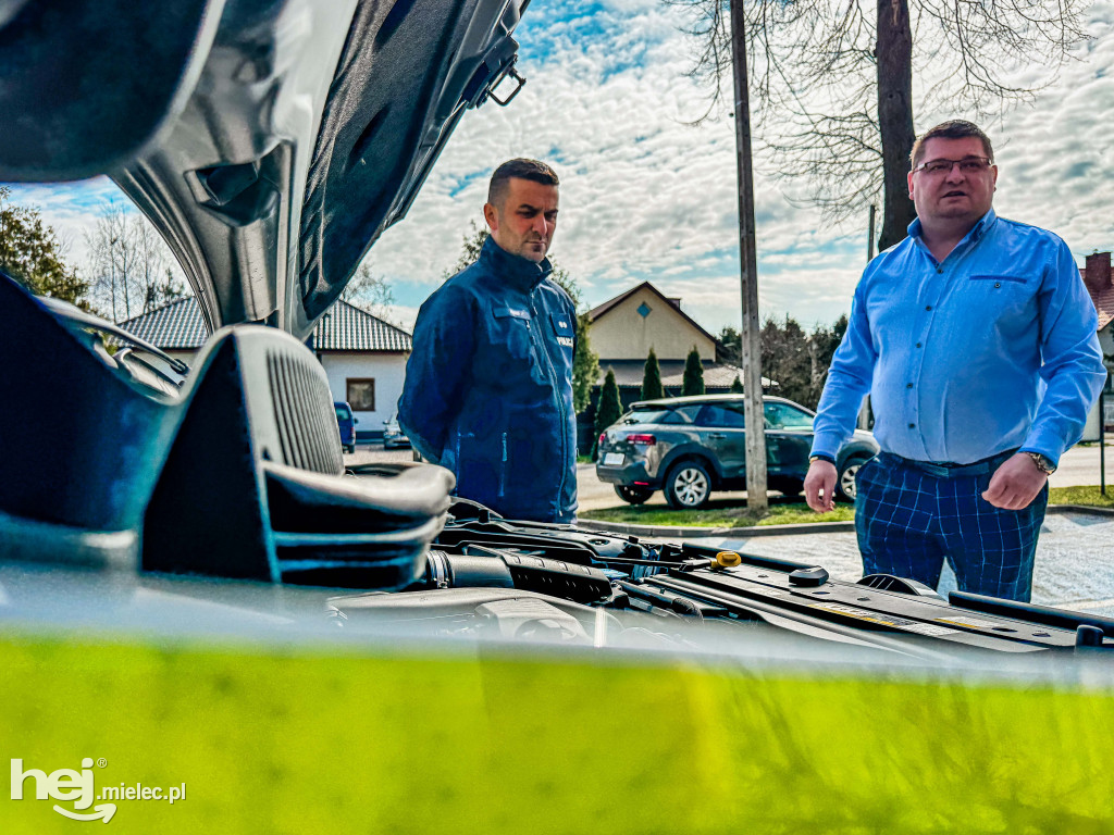 Nowy radiowóz dla policjantów z Wadowic