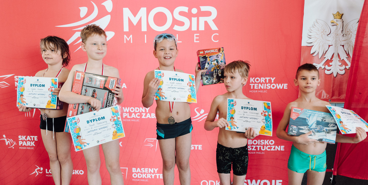 Wiosenne zmagania na Pływalni Smoczka