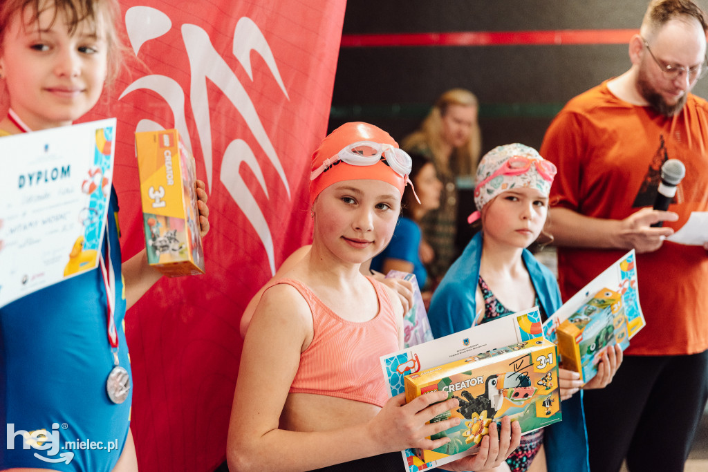 Wiosenne zmagania na Pływalni Smoczka