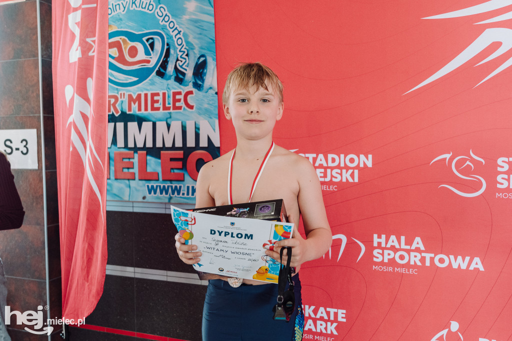 Wiosenne zmagania na Pływalni Smoczka