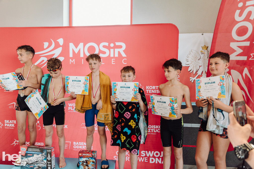 Wiosenne zmagania na Pływalni Smoczka